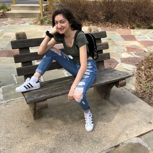 Meet your Posher, Emily